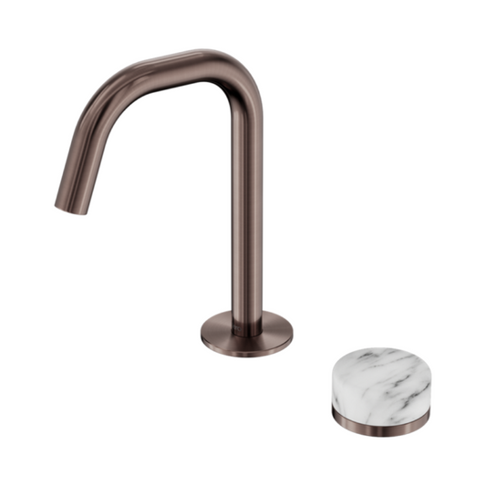 Robinet de lavabo encastré Sorrento – Arabescato Corchia – 2 trous – Débit droit – Bronze brossé