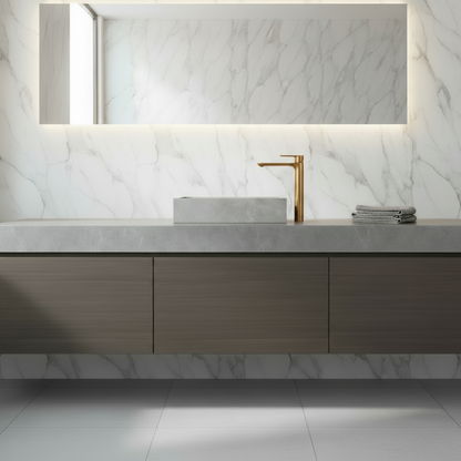 Robinet de baignoire indépendant Lisandro – Sortie d'eau en cascade – Nickel brossé