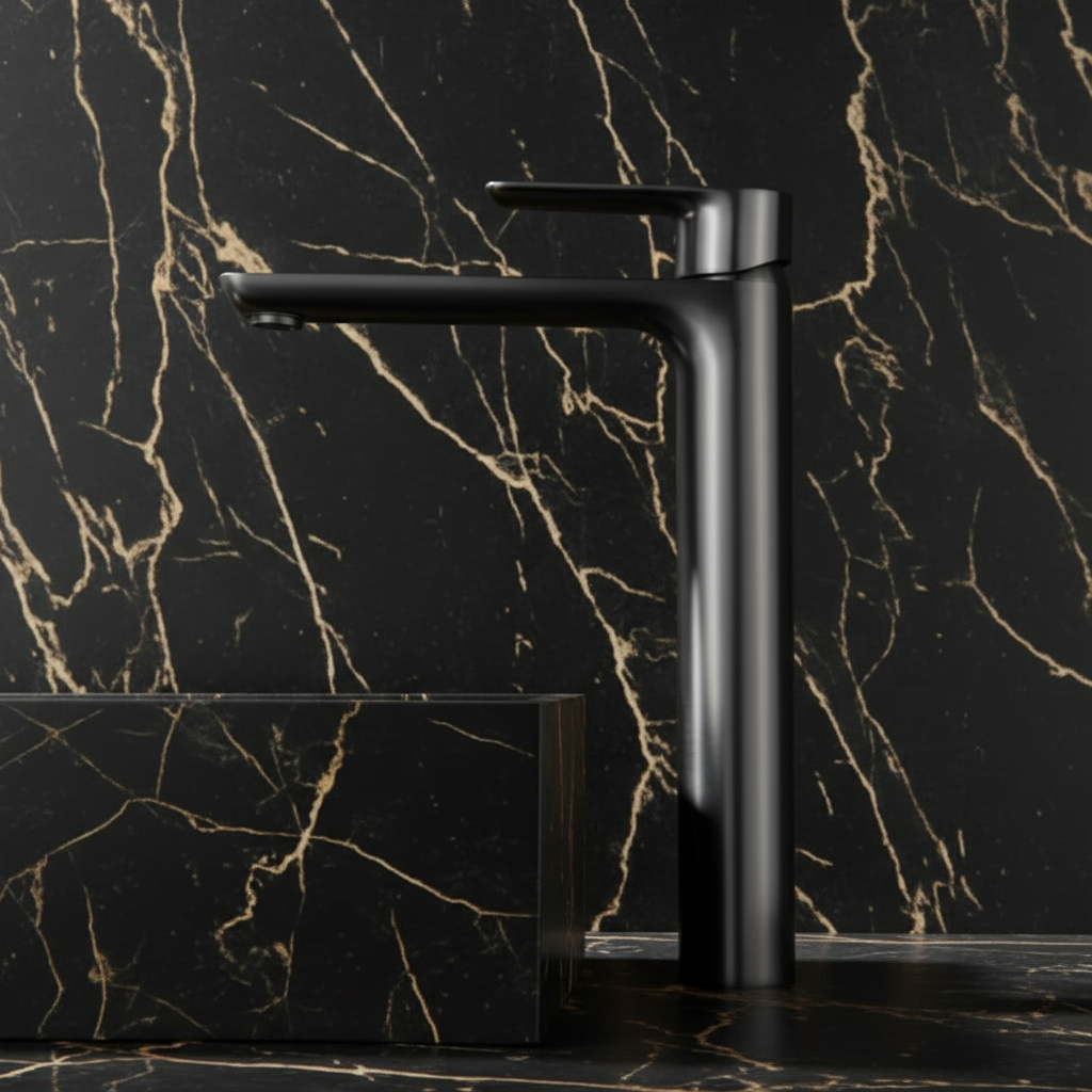 Robinet de baignoire indépendant Lisandro – Sortie d'eau en cascade – Nickel brossé