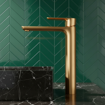 Robinet de baignoire indépendant Lisandro – Sortie d'eau en cascade – Nickel brossé