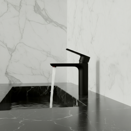 Robinet de baignoire indépendant Lisandro – Sortie d'eau en cascade – Nickel brossé