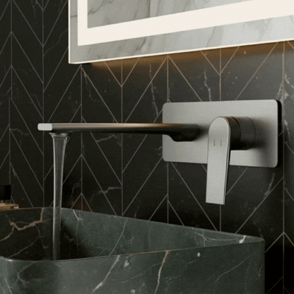 Robinet de baignoire indépendant Lisandro – Sortie d'eau en cascade – Nickel brossé