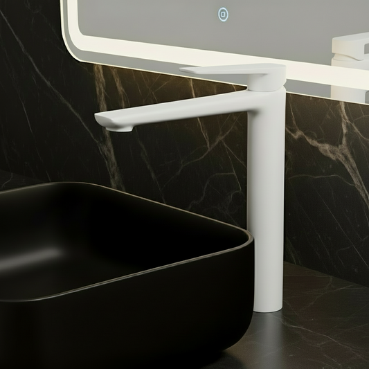 Robinet de baignoire indépendant Lisandro – Sortie d'eau en cascade – Nickel brossé