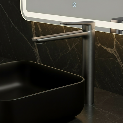 Robinet de baignoire indépendant Lisandro – Sortie d'eau en cascade – Nickel brossé