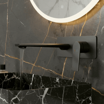 Robinet de baignoire indépendant Lisandro – Sortie d'eau en cascade – Nickel brossé