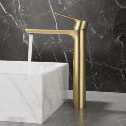 Robinet de baignoire indépendant Lisandro – Sortie d'eau en cascade – Nickel brossé